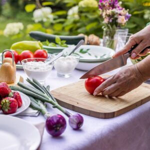 3 summer salads iStock 1313627489 SQ 300x300